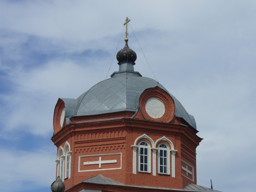 Церковь Николая Чудотворца, Коргуза (Верхнеуслонский район, Республика Татарстан). архитектурные детали, Завершение основного объема