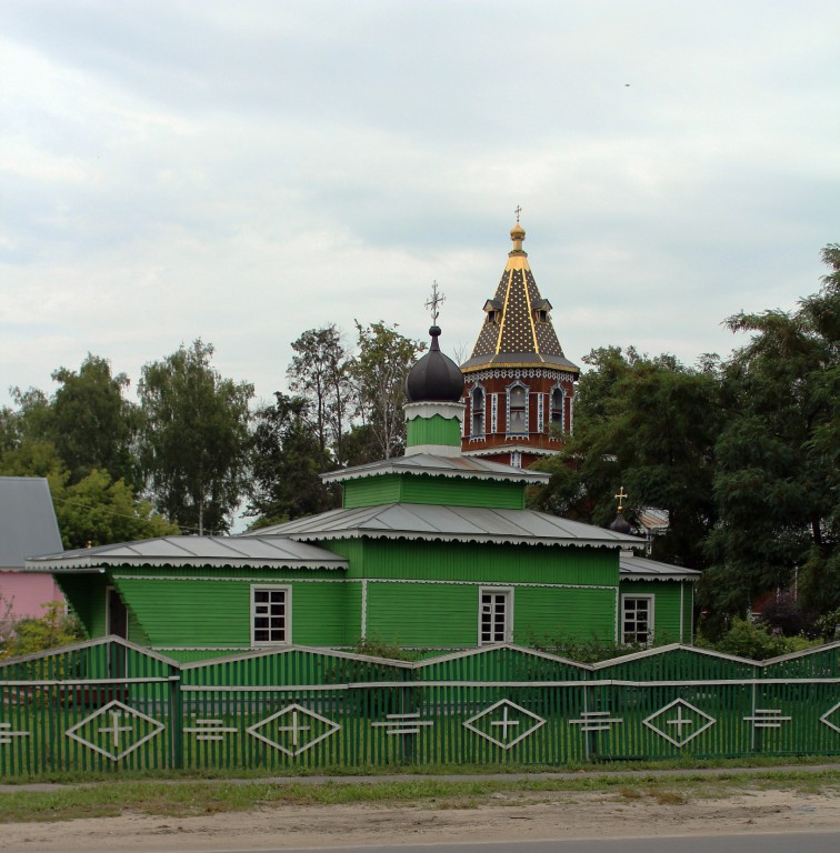 Церковь Александра (Сахарова) и Иоанна, Петровское (Шатурский городской округ и г. Рошаль, Московская область). фасады
