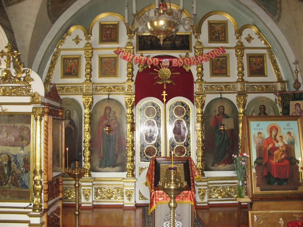 Собор Троицы Живоначальной, Тетюши (Тетюшский район, Республика Татарстан). интерьер и убранство, Придел Казанской иконы Божией Матери