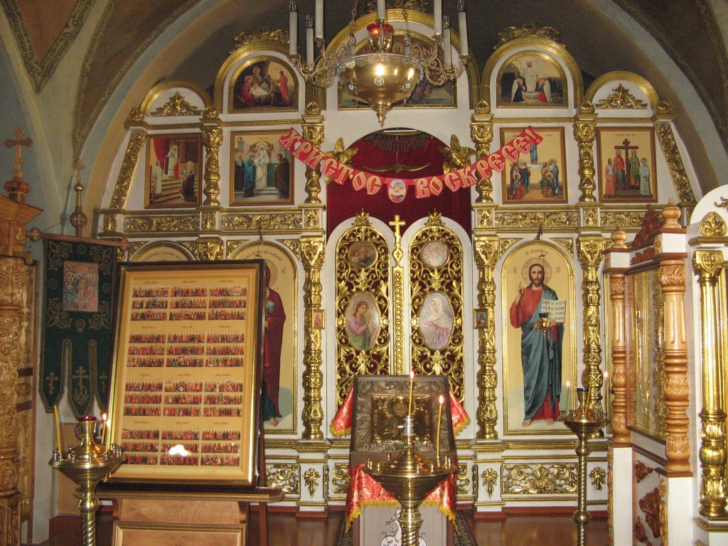 Собор Троицы Живоначальной, Тетюши (Тетюшский район, Республика Татарстан). интерьер и убранство, Придел Николая Чудотворца