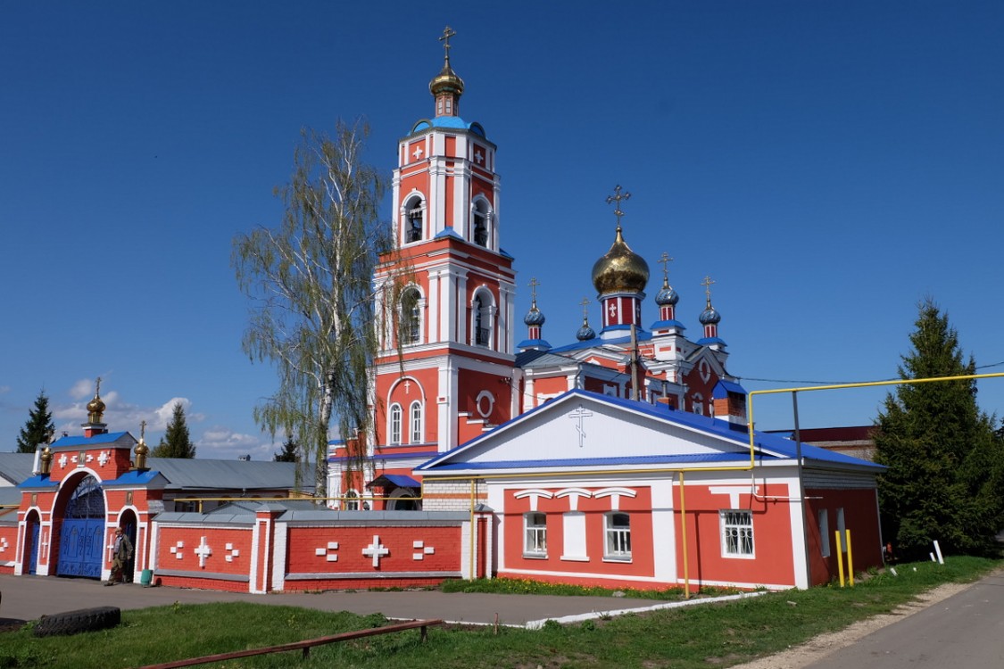 Тетюши. Собор Троицы Живоначальной. фасады