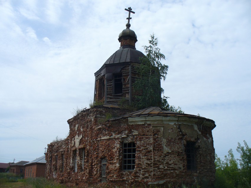 Сюкеево. Церковь Троицы Живоначальной. фасады