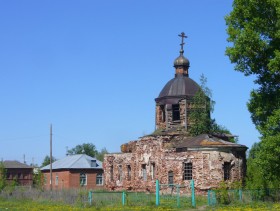 Сюкеево. Церковь Троицы Живоначальной