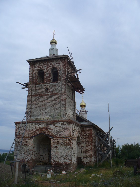Церковь Рождества Христова, Буртасы (Камско-Устьинский район, Республика Татарстан). фасады