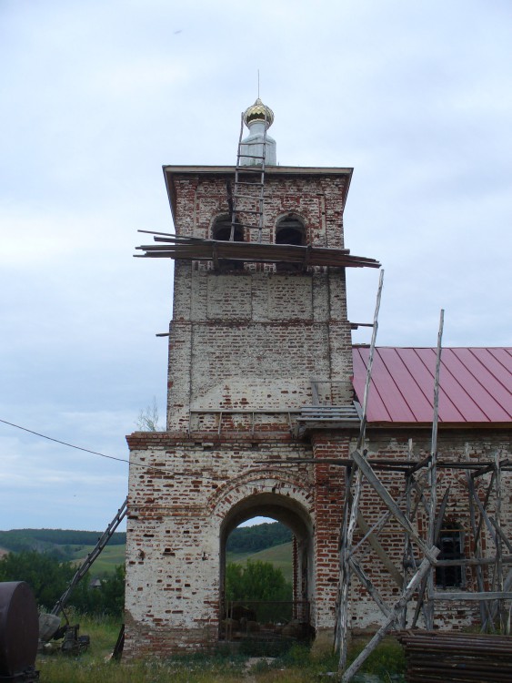 Церковь Рождества Христова, Буртасы (Камско-Устьинский район, Республика Татарстан). архитектурные детали
