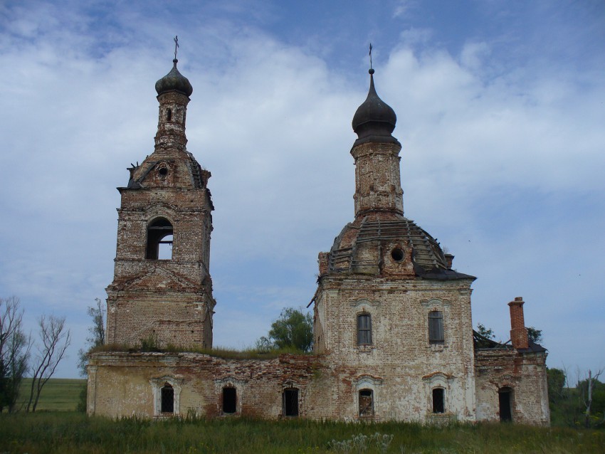 Церковь Успения Пресвятой Богородицы, Красная Поляна (Тетюшский район, Республика Татарстан). фасады