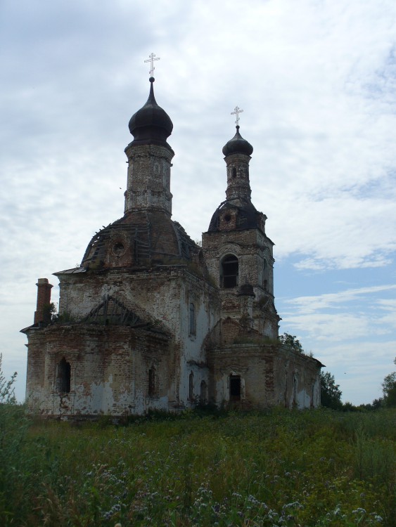 Красная Поляна. Церковь Успения Пресвятой Богородицы. фасады