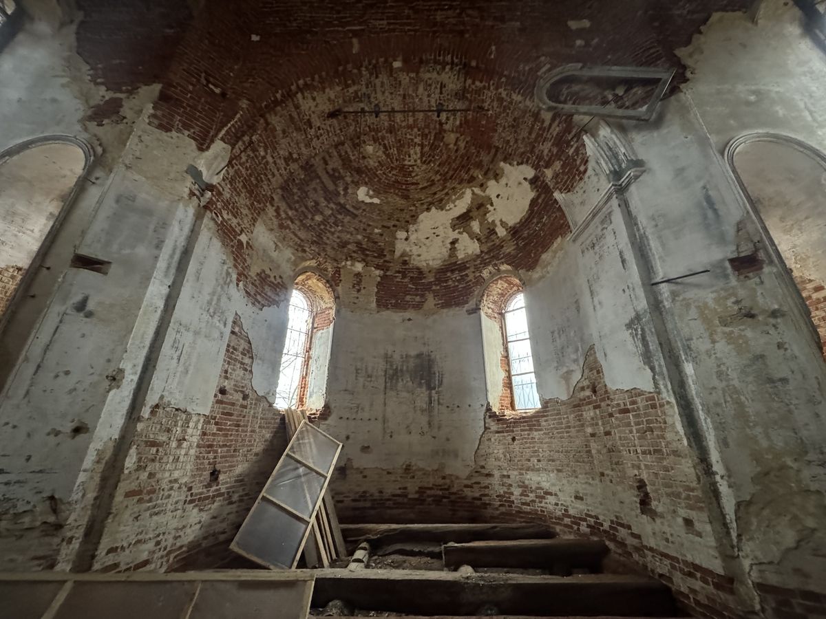 Вид на алтарную часть, интерьер и убранство. Церковь Троицы Живоначальной, Удельное Нечасово (Тетюшский район, Республика Татарстан)