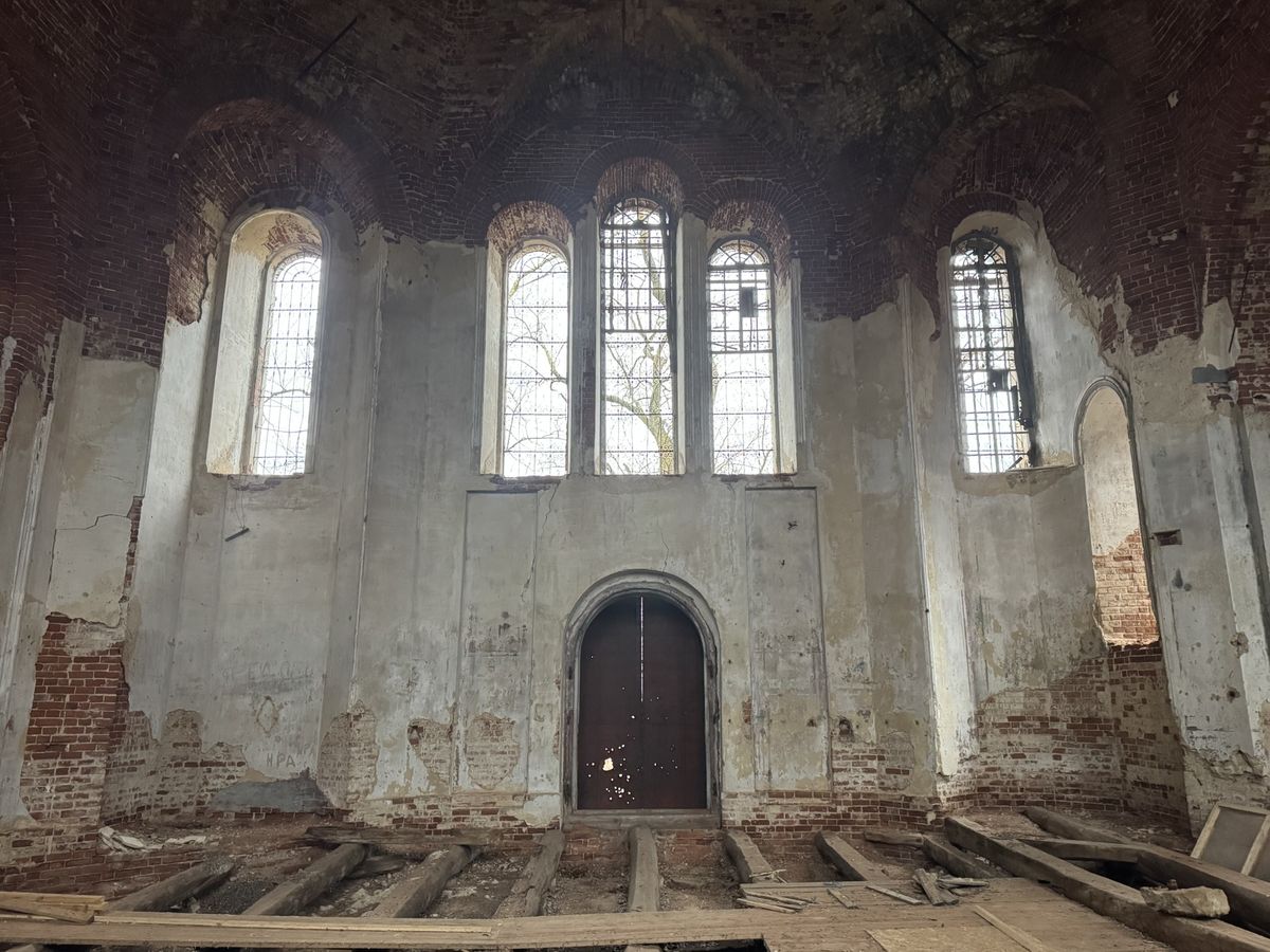 Вид на северную стену, интерьер и убранство. Церковь Троицы Живоначальной, Удельное Нечасово (Тетюшский район, Республика Татарстан)