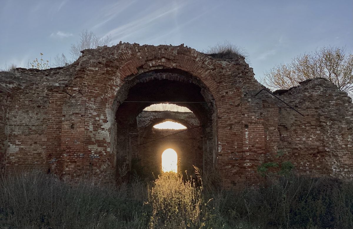 Анфилада, вид с востока, фасады. Церковь Казанской иконы Божией Матери, Казанское (Ливенский район и г. Ливны, Орловская область)