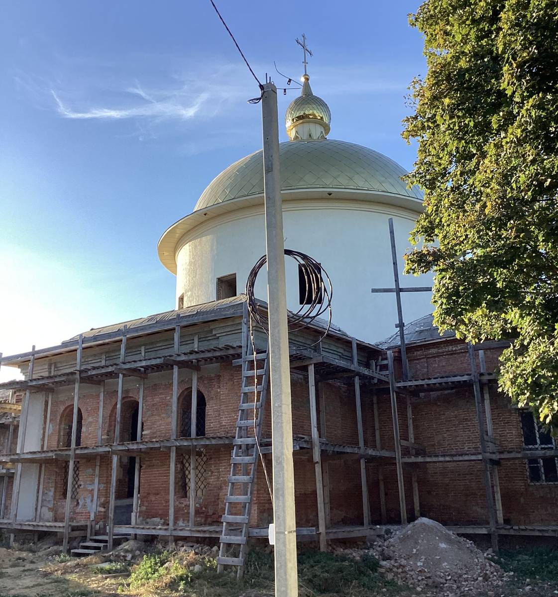 Вид с юго-востока, фасады. Церковь Михаила Архангела, Свободная Дубрава (Ливенский район и г. Ливны, Орловская область)