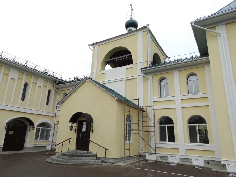 Церковь Иоанна Кронштадтского при Казанской духовной семинарии, Авиастроительный район (Казань, город, Республика Татарстан). архитектурные детали, Звонница.