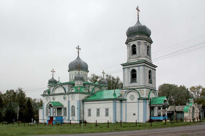 Мишуково. Церковь Николая Чудотворца. общий вид в ландшафте