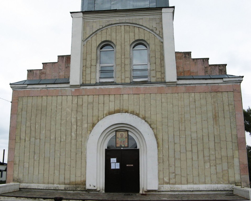 Ибреси. Церковь Николая Чудотворца. фасады, Западный фасад храма с главными вратами