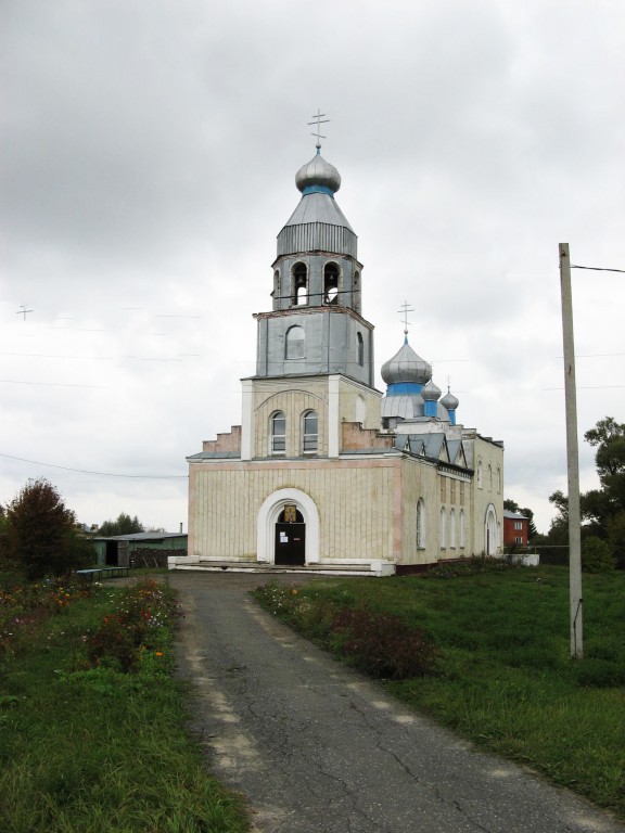 Ибреси. Церковь Николая Чудотворца. общий вид в ландшафте