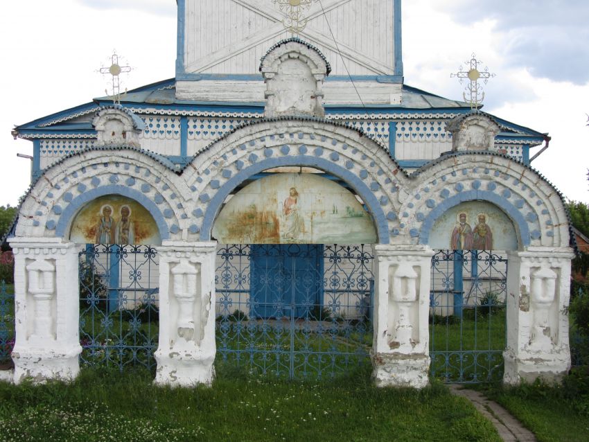 Антипинка (Выползово). Церковь Иоанна Богослова. архитектурные детали