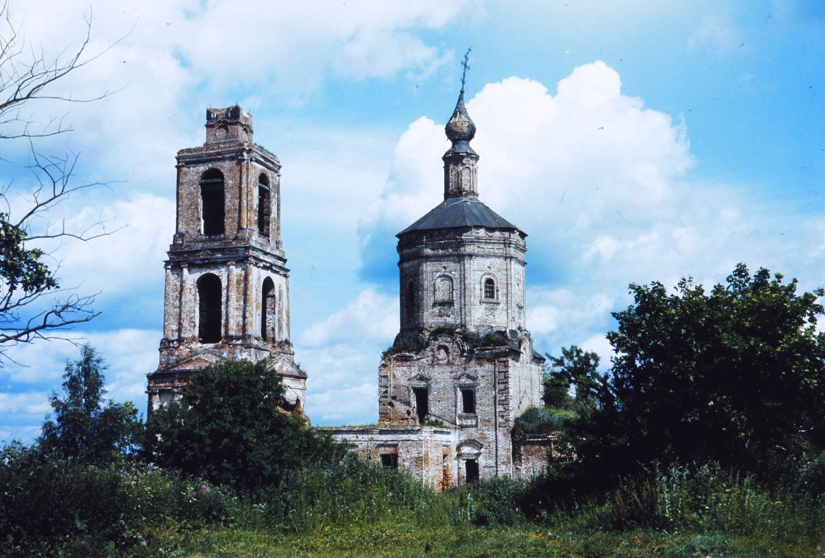 Церковь Рождества Христова, Татьянино (Нерехтский район, Костромская область). фасады