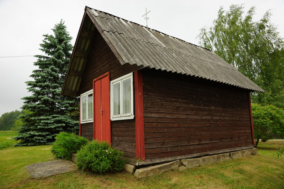 Усиница. Часовня Покрова Пресвятой Богородицы. фасады