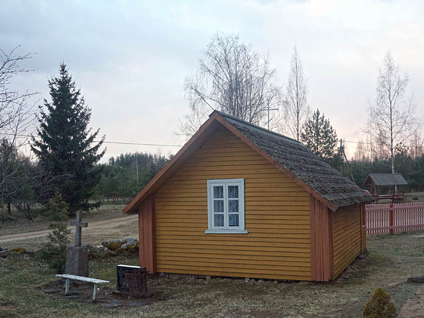 Лаоссина. Часовня Рождества Пресвятой Богородицы. фасады