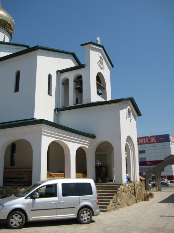 Анапа. Церковь Серафима Саровского. архитектурные детали