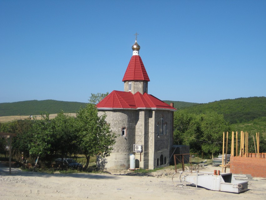 Варваровка. Церковь Варвары великомученицы (старая). общий вид в ландшафте