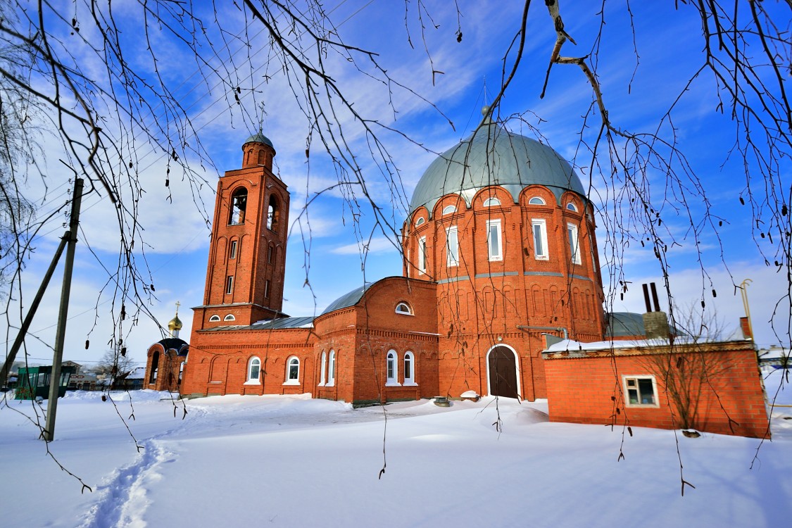 Яльчики. Церковь Александра Невского. фасады