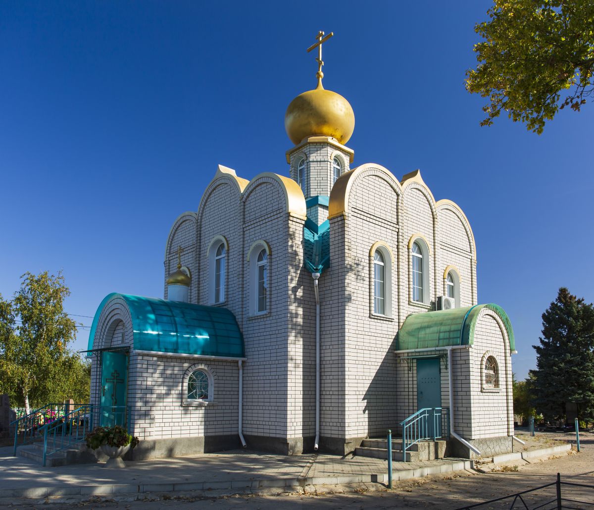 Михайловка. Церковь Михаила Киевского. фасады