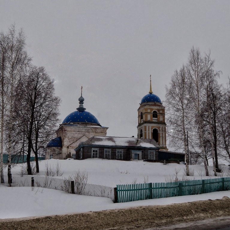 Церковь Успения Пресвятой Богородицы, Чурачики (Цивильский район, Республика Чувашия). фасады