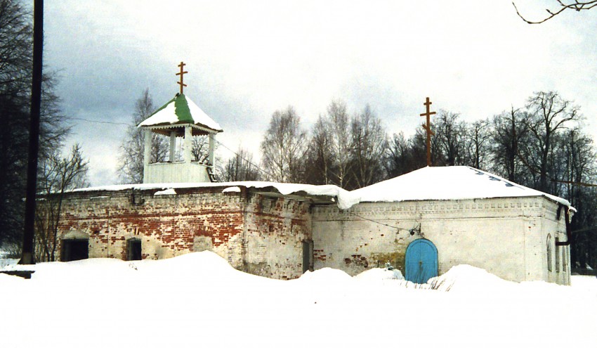 Церковь Успения Пресвятой Богородицы, Муханово (Сергиево-Посадский городской округ, Московская область). фасады
