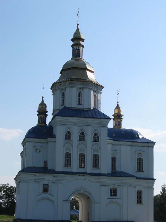 Софрониево-Молченская Печерская пустынь. Церковь Покрова Пресвятой Богородицы, Новая Слобода (Конотопский район, Украина, Сумская область). фасады