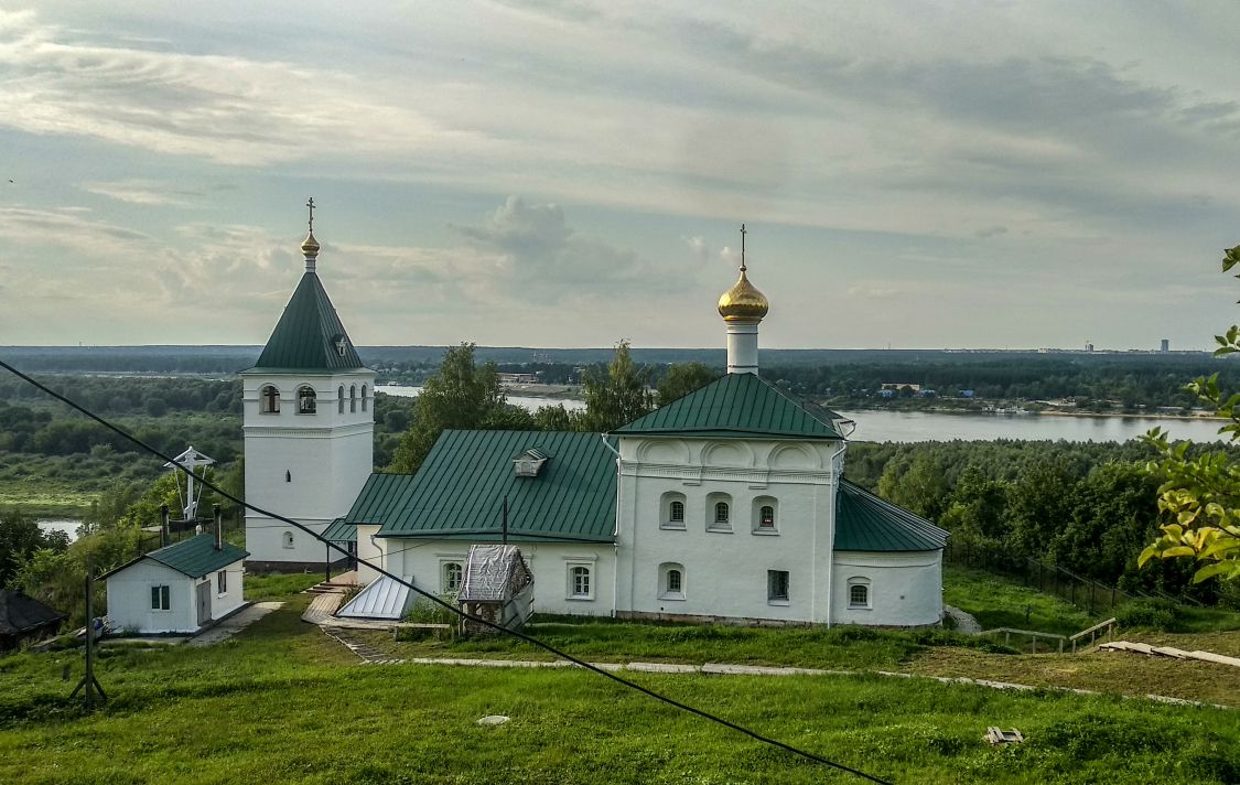 Николаевский Амвросиев Дудин монастырь. Церковь Успения Пресвятой Богородицы, Тетерюгино (Богородский район, Нижегородская область). фасады
