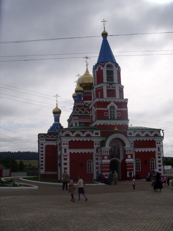 Мало-Дивеевский Серафимовский женский монастырь. Церковь Петра и Павла, Норья (Малопургинский район, Республика Удмуртия). фасады, Храм Петра и Павла