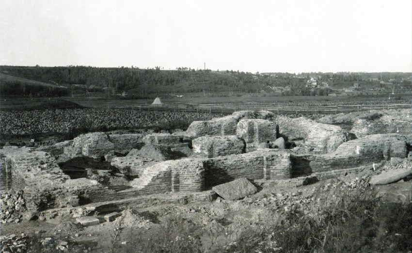Церковь Бориса и Глеба, Смоленск (Смоленск, город, Смоленская область). архивная фотография, Руины Борисоглебского собора на Смядыни. Фото 1909 года.