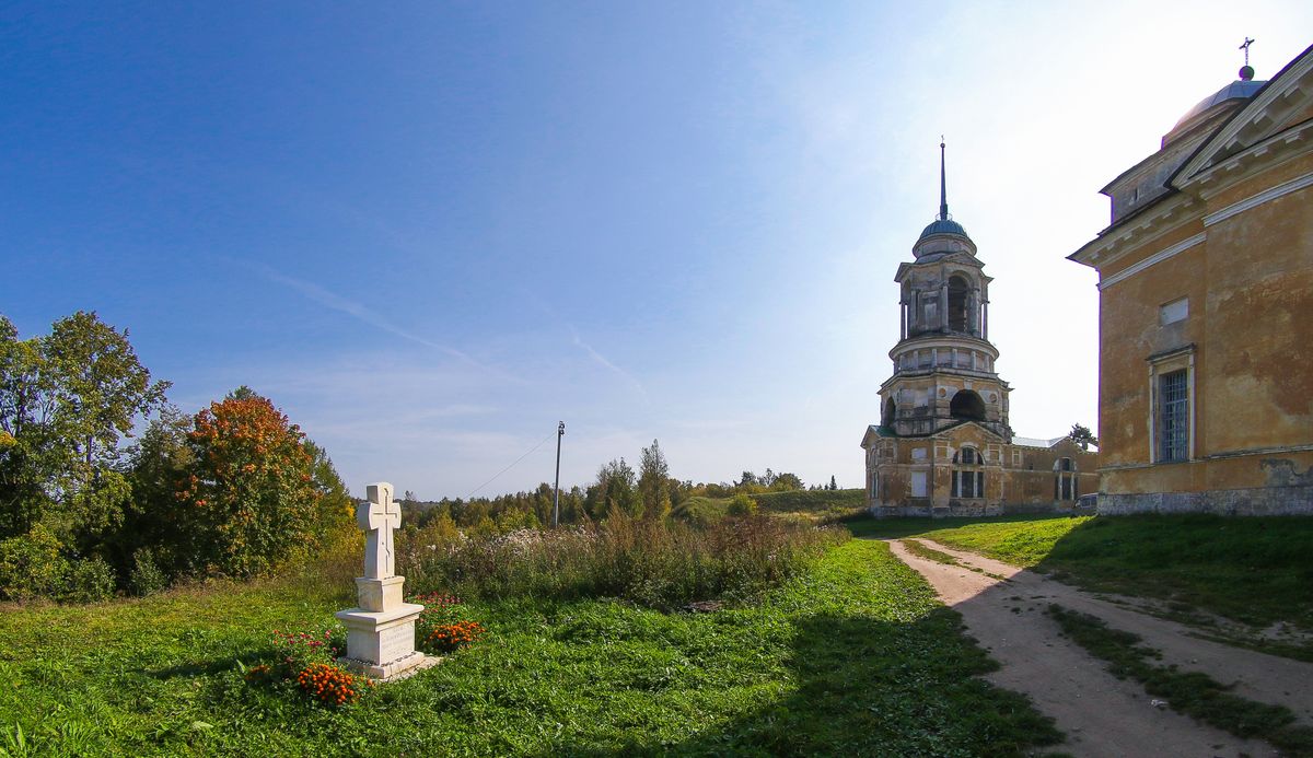 дополнительная информация. Храмовый комплекс. Собор Бориса и Глеба и церковь Спаса Нерукотворного Образа, Старица (Старицкий район, Тверская область)