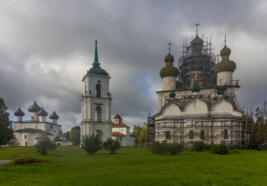 Каргополь. Ансамбль Соборной площади. фасады, Панорама с востока