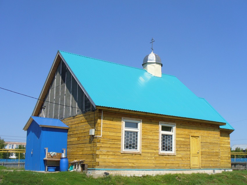 Рунга. Церковь Александра Невского. фасады
