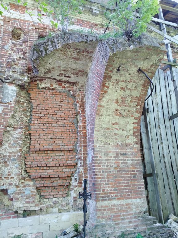 Церковь Троицы Живоначальной, Троицкие Борки (Луховицкий городской округ, Московская область). архитектурные детали