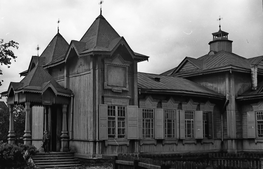 Церковь Николая Чудотворца, Слюдянка (Слюдянский район, Иркутская область). фасады, Фото О.В,Журбы, личный архив