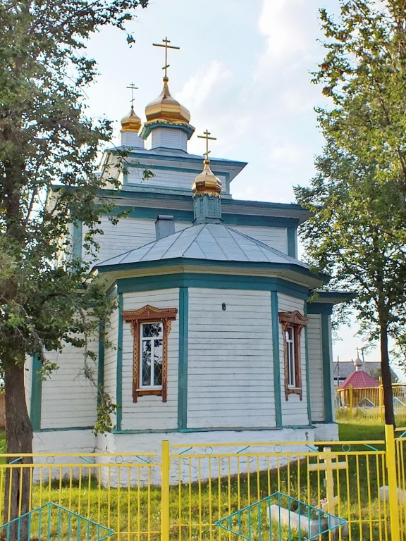 Пристань. Церковь Троицы Живоначальной. фасады