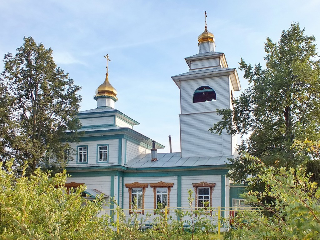 Пристань. Церковь Троицы Живоначальной. фасады