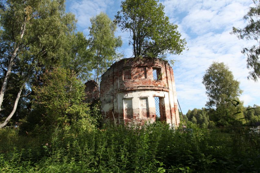 Церковь Георгия Победоносца, Мантеевский Погост (Егорье) (Любимский район, Ярославская область). общий вид в ландшафте