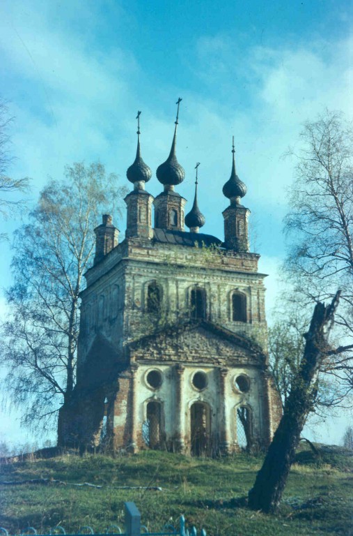 Церковь Смоленской иконы Божией Матери, Богданово (Первомайский район, Ярославская область). фасады