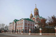 Кафедральный собор Николая Чудотворца, Здание епархиального управления и собор.<br>, Искитим, Искитим, город, Новосибирская область