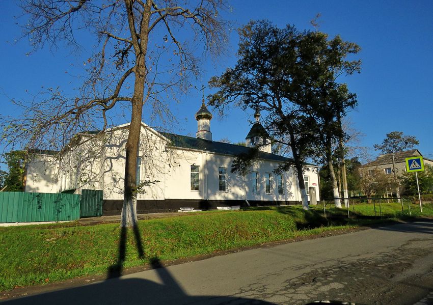 Церковь Рождества Христова, Славянка (Хасанский район, Приморский край). общий вид в ландшафте