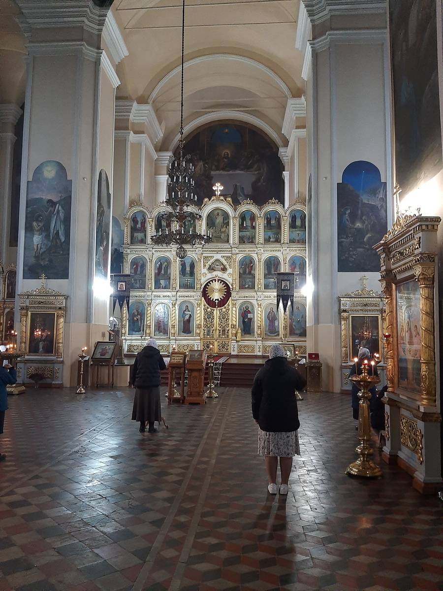 Кафедральный собор Воскресения Христова, Пугачёв (Пугачёвский район, Саратовская область). интерьер и убранство