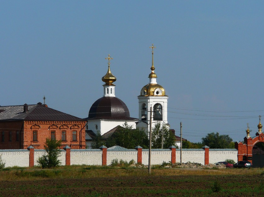 Монастырский. Никольский женский монастырь. общий вид в ландшафте