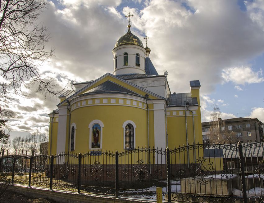 Церковь Андрея Первозванного, Муром (Муромский район и г. Муром, Владимирская область). общий вид в ландшафте, Посёлок Вербовский был присоединён к г. Мурому, теперь это микрорайон.