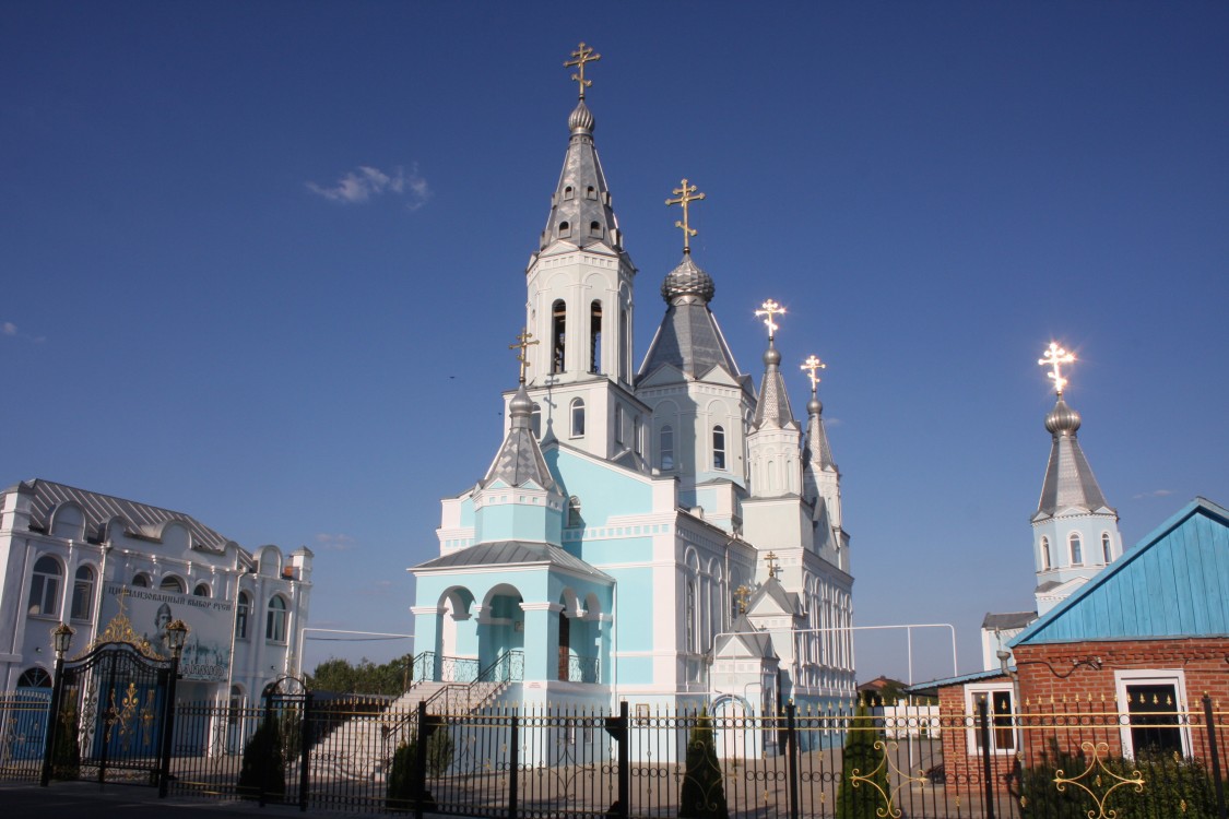 Церковь Петра и Павла, Брюховецкая (Брюховецкий район, Краснодарский край). фасады