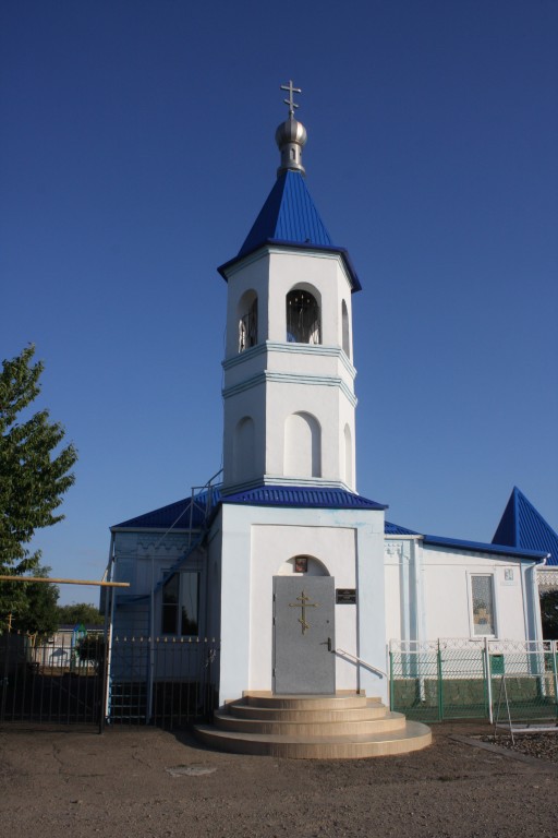 Церковь Троицы Живоначальной, Переясловская (Брюховецкий район, Краснодарский край). фасады