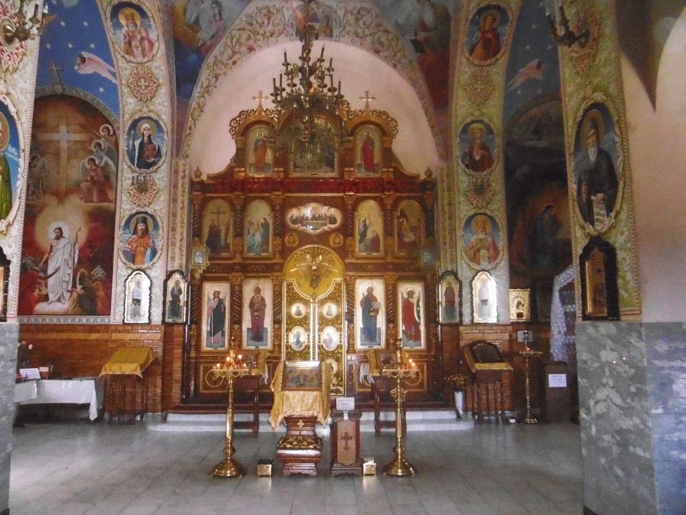 Церковь Пантелеимона Целителя, Славянск-на-Кубани (Славянский район, Краснодарский край). интерьер и убранство, Иконостас церкви